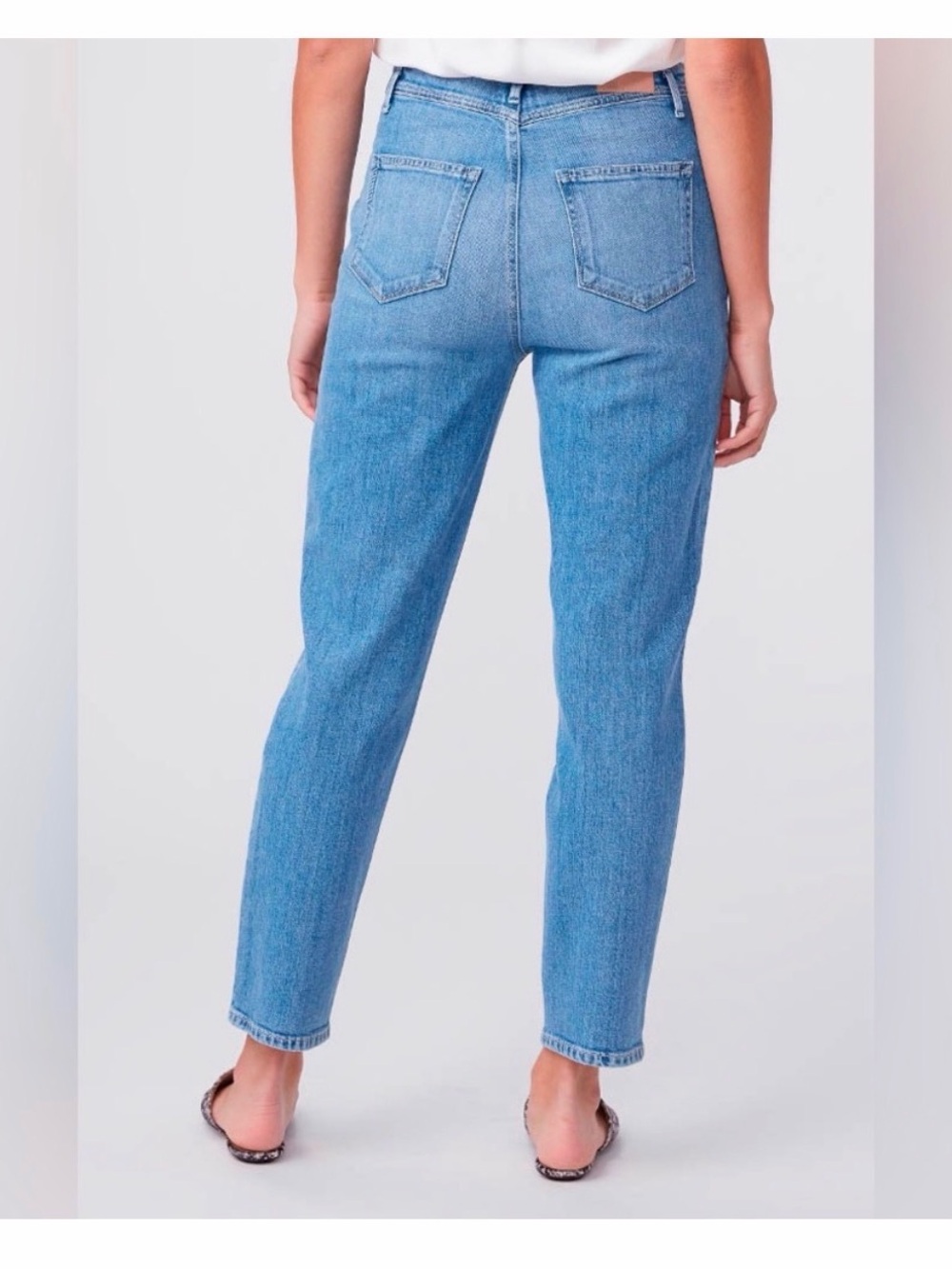 PAIGE Denim Light Wash Sarah Straight Ankle Jeans Size 28 Like New - Picture 4 of 16
